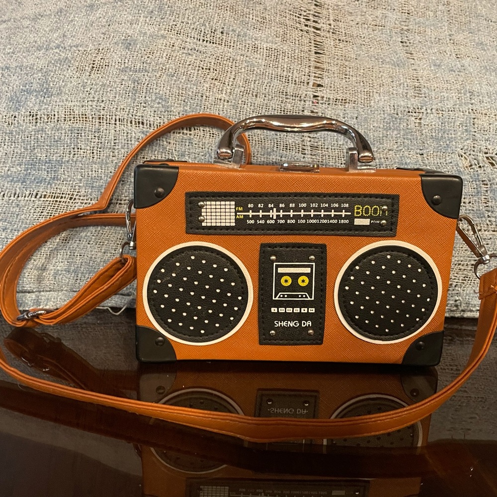Sheng da Kawaii cute Boombox Radio tan crossbody purse clutch women girls